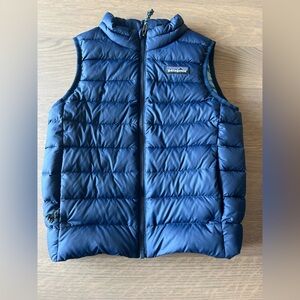 Patagonia kids puffer vest 5T excellent condition.
